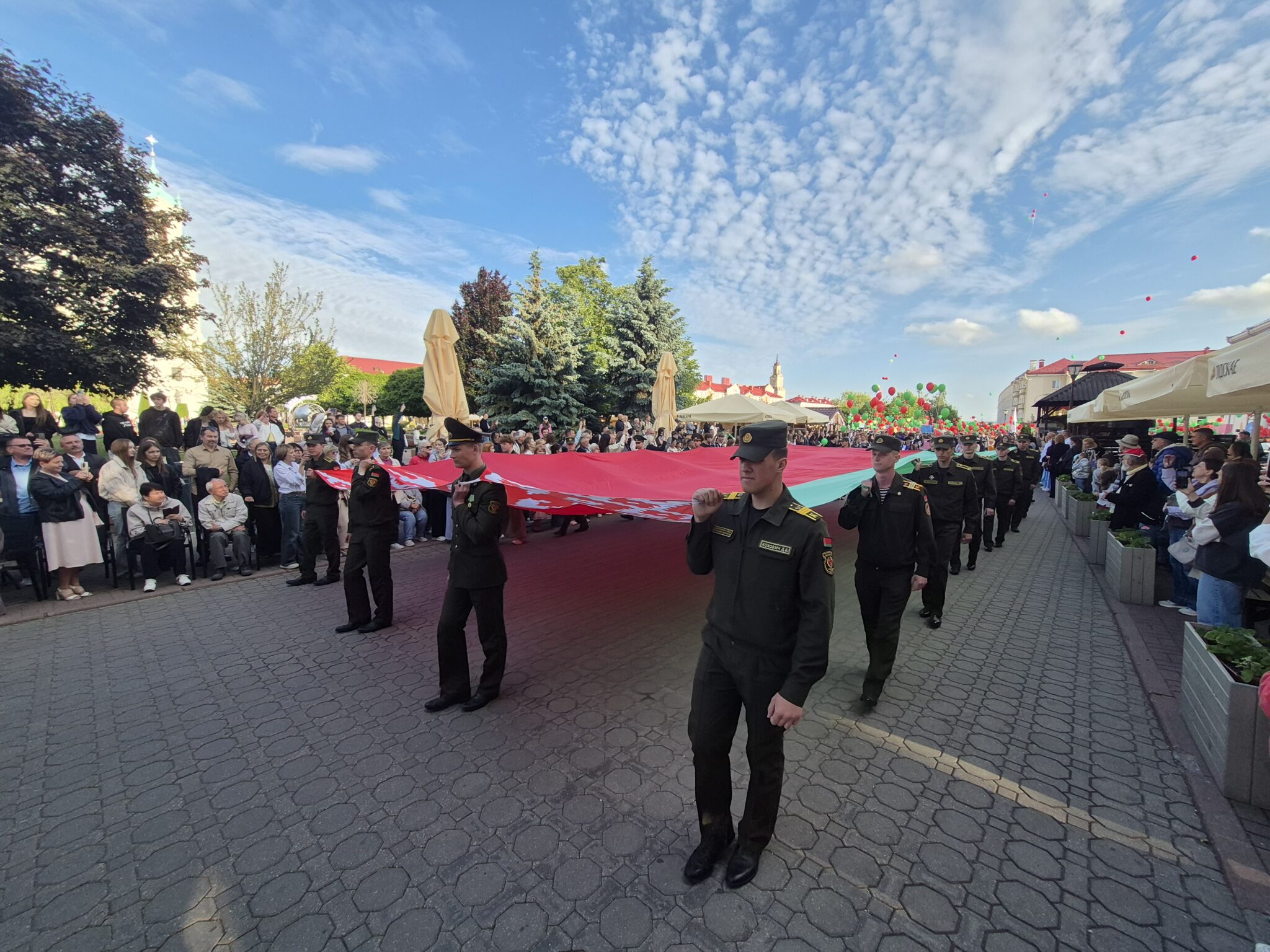 Фотоотчёт «Выпускной над Неманом 2026»